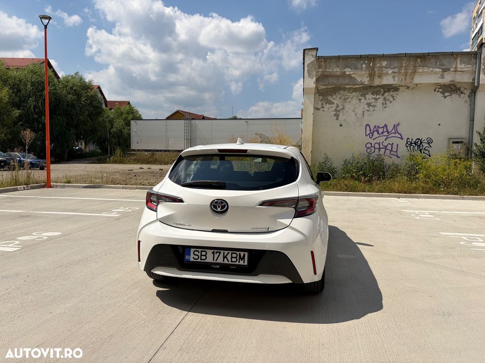 Toyota Corolla - 5