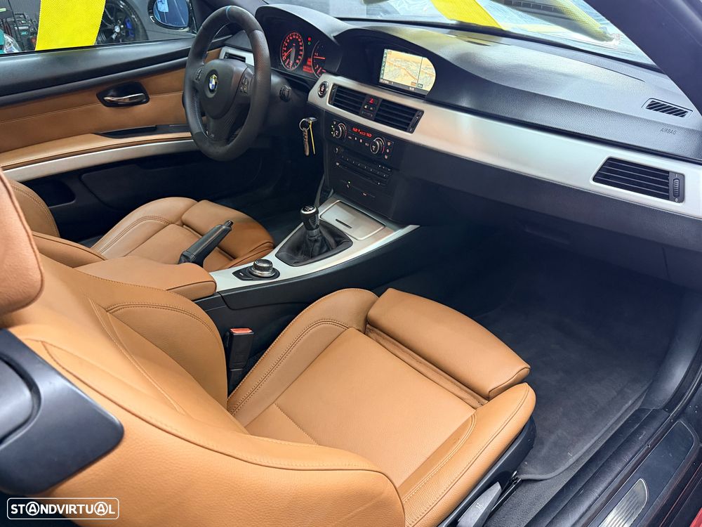BMW 320 d Coupe - 24