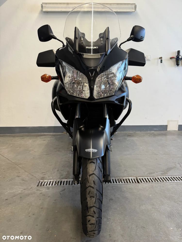 Suzuki V-STROM - 35