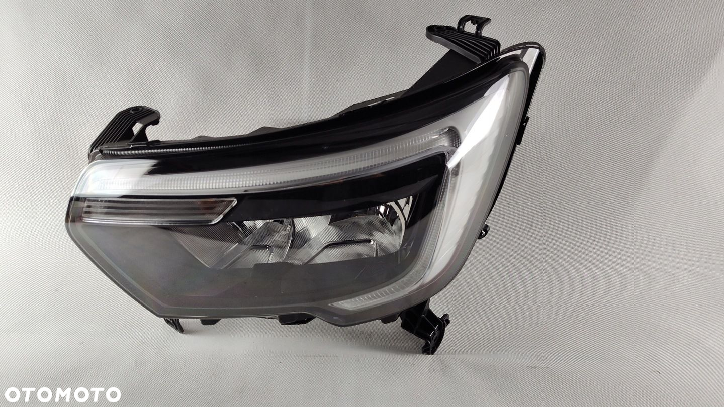 RENAULT MASTER IV 4 REFLEKTOR LED LEWY LAMPA LEWA - 5