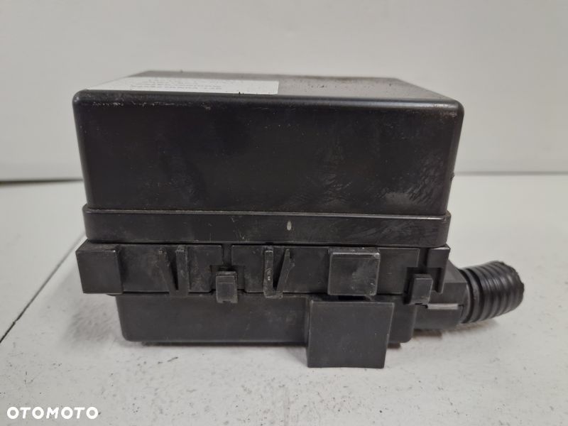 nissan juke i 1 f15 lift 1.2 dig-t skrzynka przekaźników 243821kn0a - 3