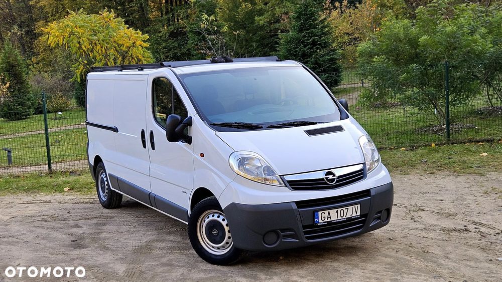 Opel VIVARO - 11