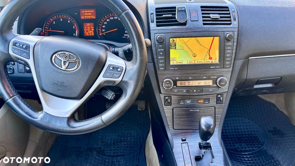 Toyota Avensis ver-2-2-d--cat-sol - 10
