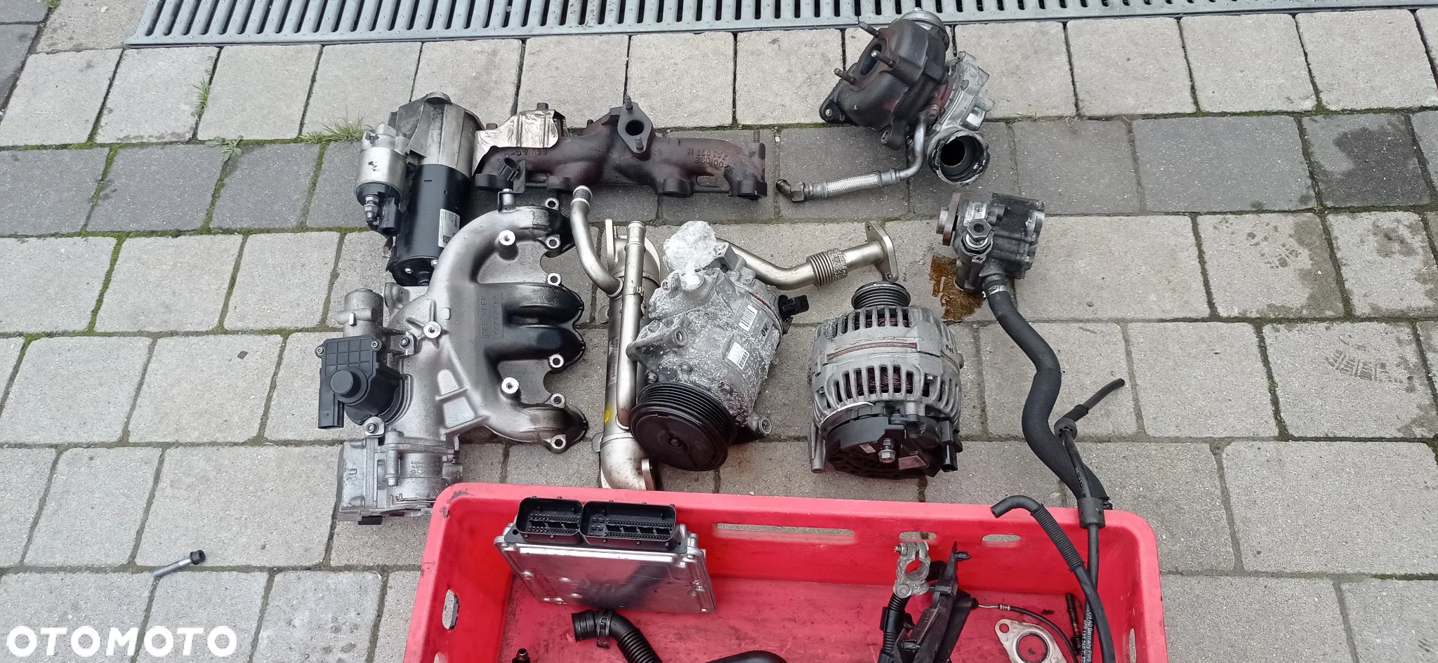 Audi A4 B6 B7 1.9  2.0 TDI BPW turbosprężarka pompowtryski BJ - 12