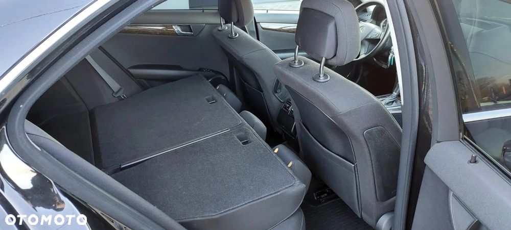 Mercedes-Benz Klasa C - 37