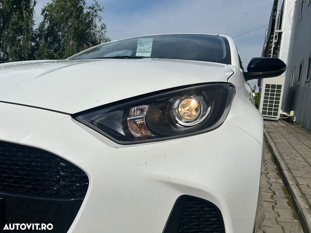 Mazda 2 G116 CVT HEV Centre-Line - 7