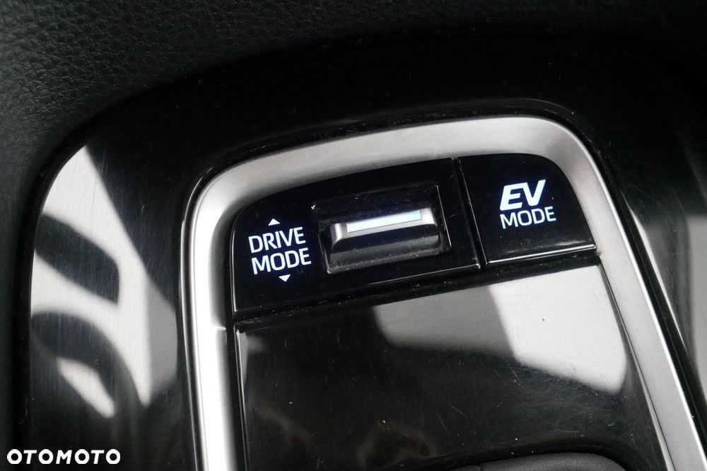 Toyota Corolla 1.8 Hybrid Comfort - 19