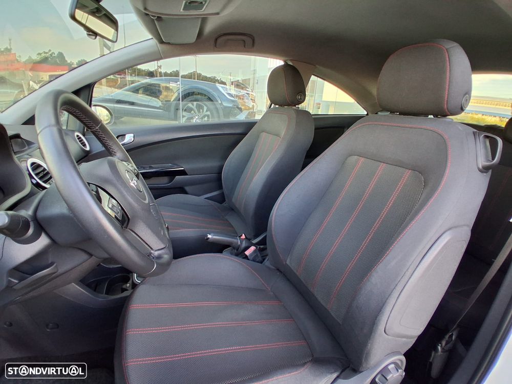 Opel Corsa 1.2 Black Edition - 11