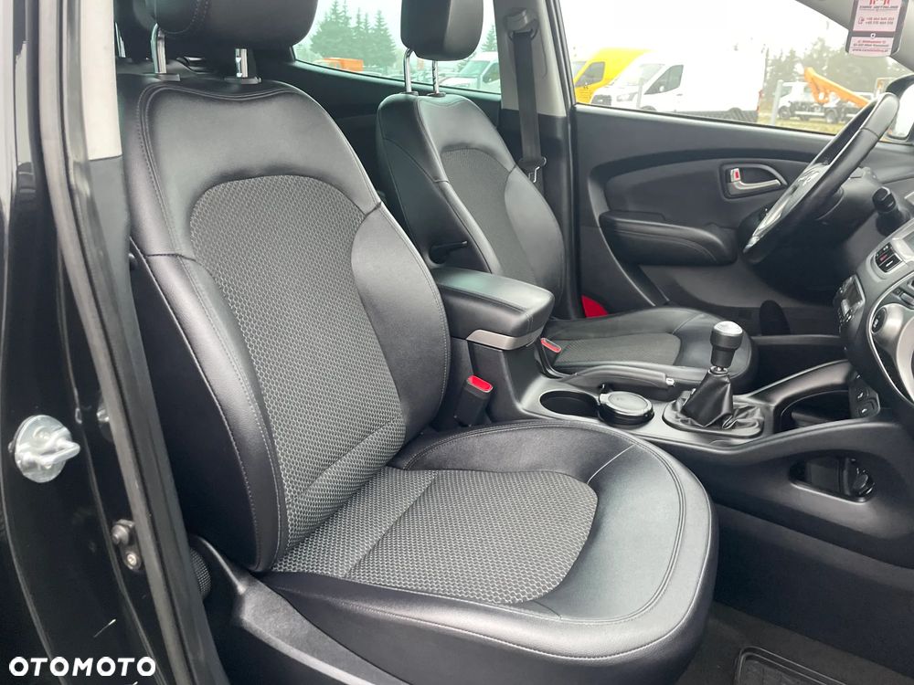 Hyundai ix35 2.0 2WD Style - 12