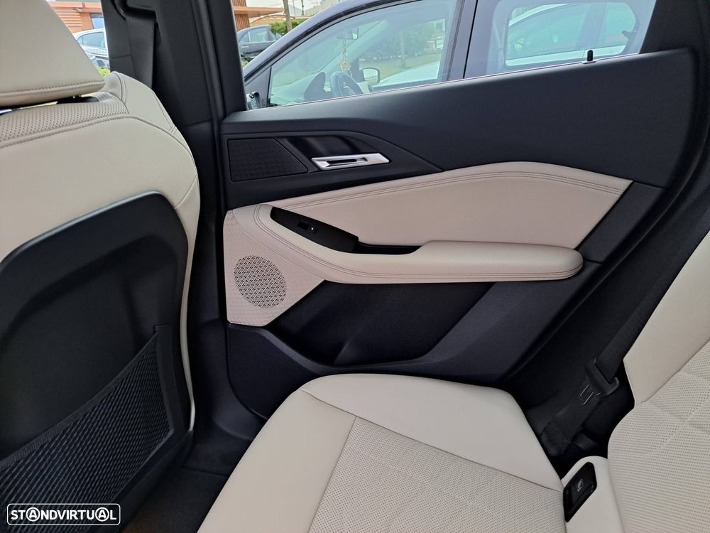 BMW 214 Active Tourer - 6