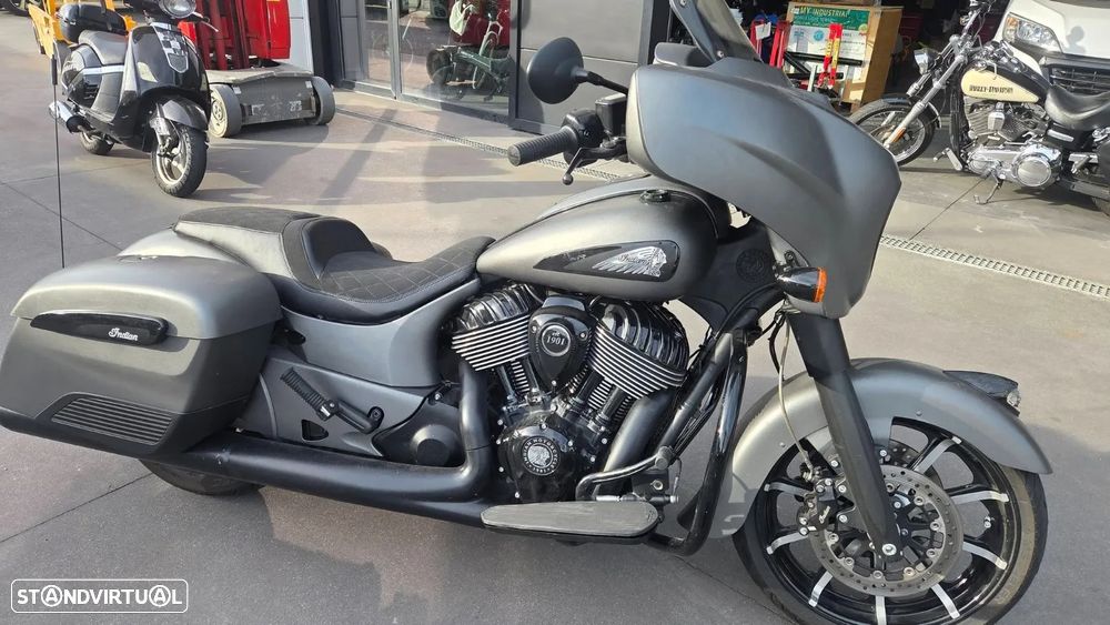 Indian Chief Dark Horse Indian Chieftain Dark horse - 1