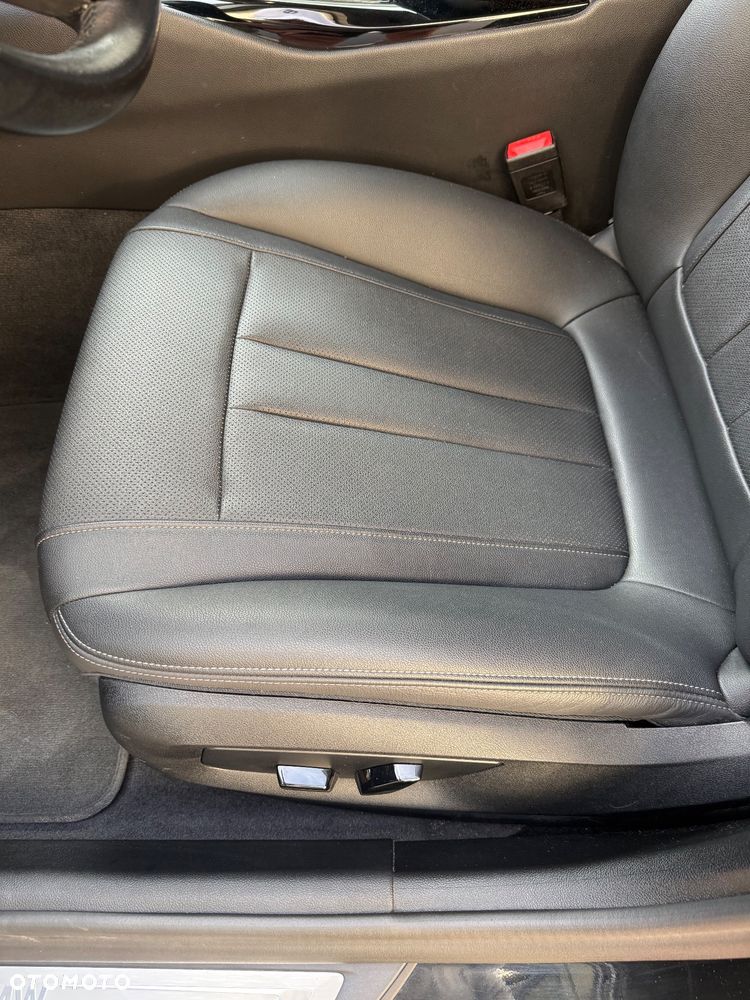 BMW Seria 5 520d Sport Line sport - 23