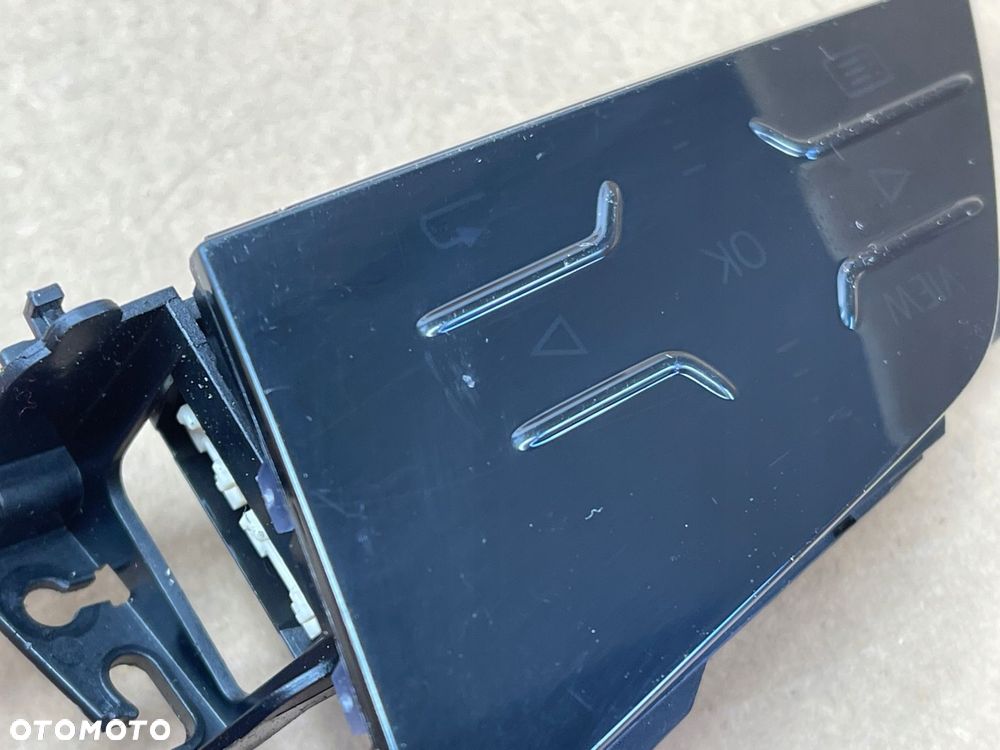 AUDI Q4 E-TRON PRZYCISKI KIEROWNICY MULTIFUNKCJA 89A951523D - 8