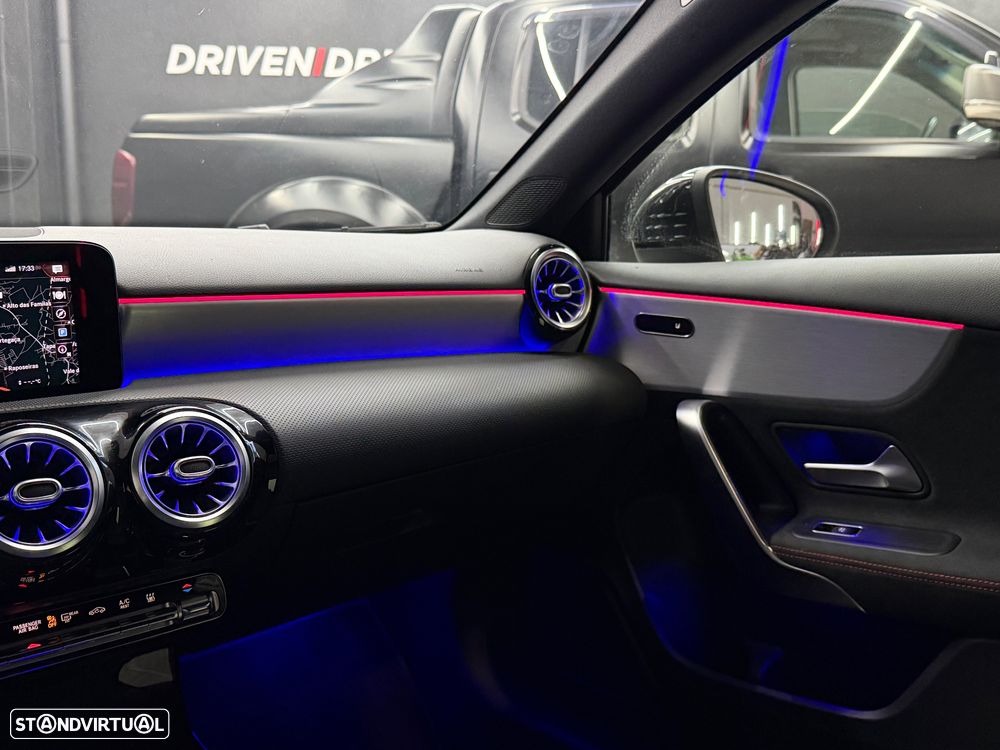 Mercedes-Benz A 250 Limousine e 8G-DCT AMG Line - 10