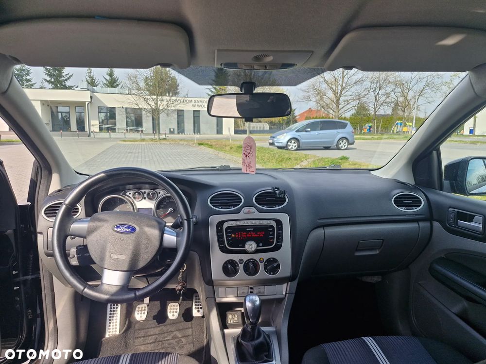 Ford Focus - 8