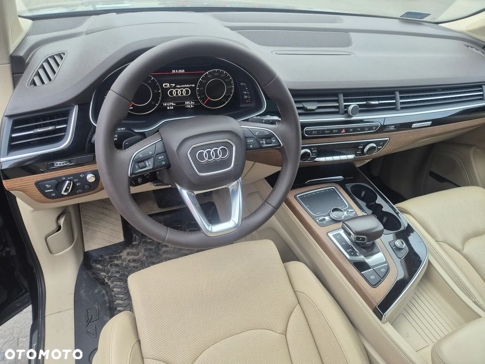 Audi Q7 3.0 TDI Quattro Tiptronic - 6
