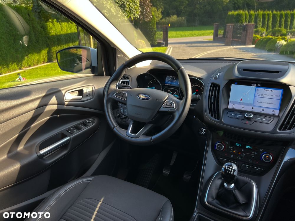 Ford Kuga ver-2-0-tdci-awd-titanium - 24