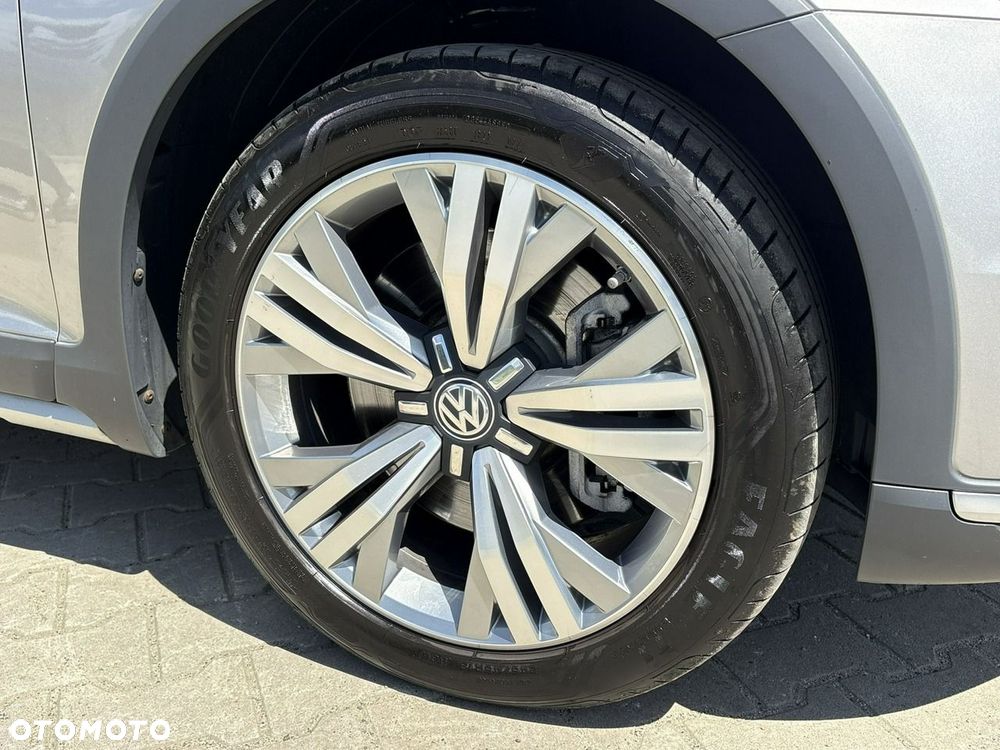 Volkswagen Passat Alltrack 2.0 TDI Bi-Turbo SCR 4Mot DSG - 37