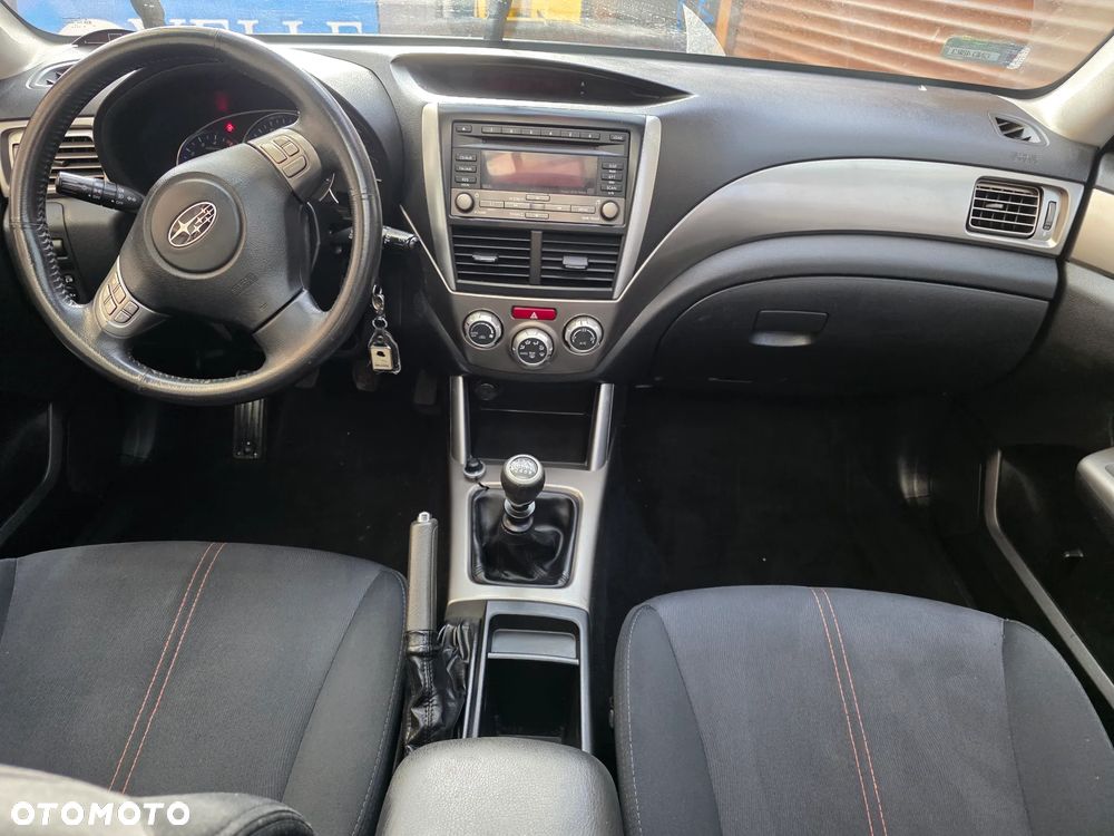 Subaru Forester 2.0D XE NAV Euro5 - 26