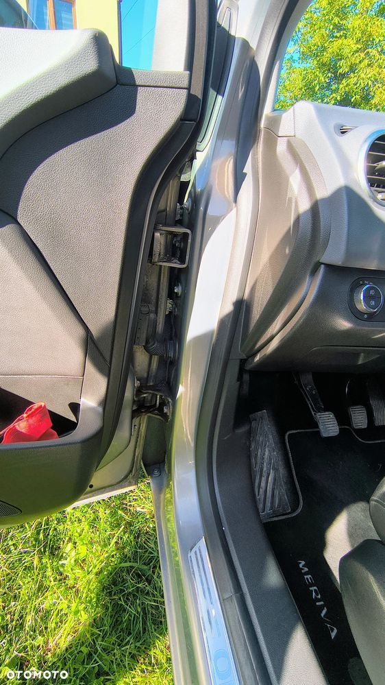 Opel Meriva 1.4 T Cosmo - 9