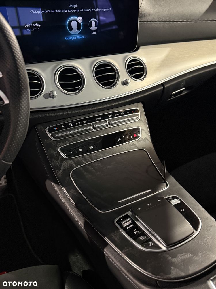 Mercedes-Benz Klasa E 220 d 4-Matic AMG - 13
