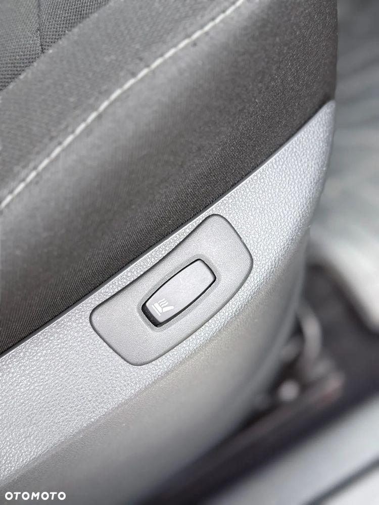 Renault Captur (ENERGY) TCe 90 LIMITED - 30