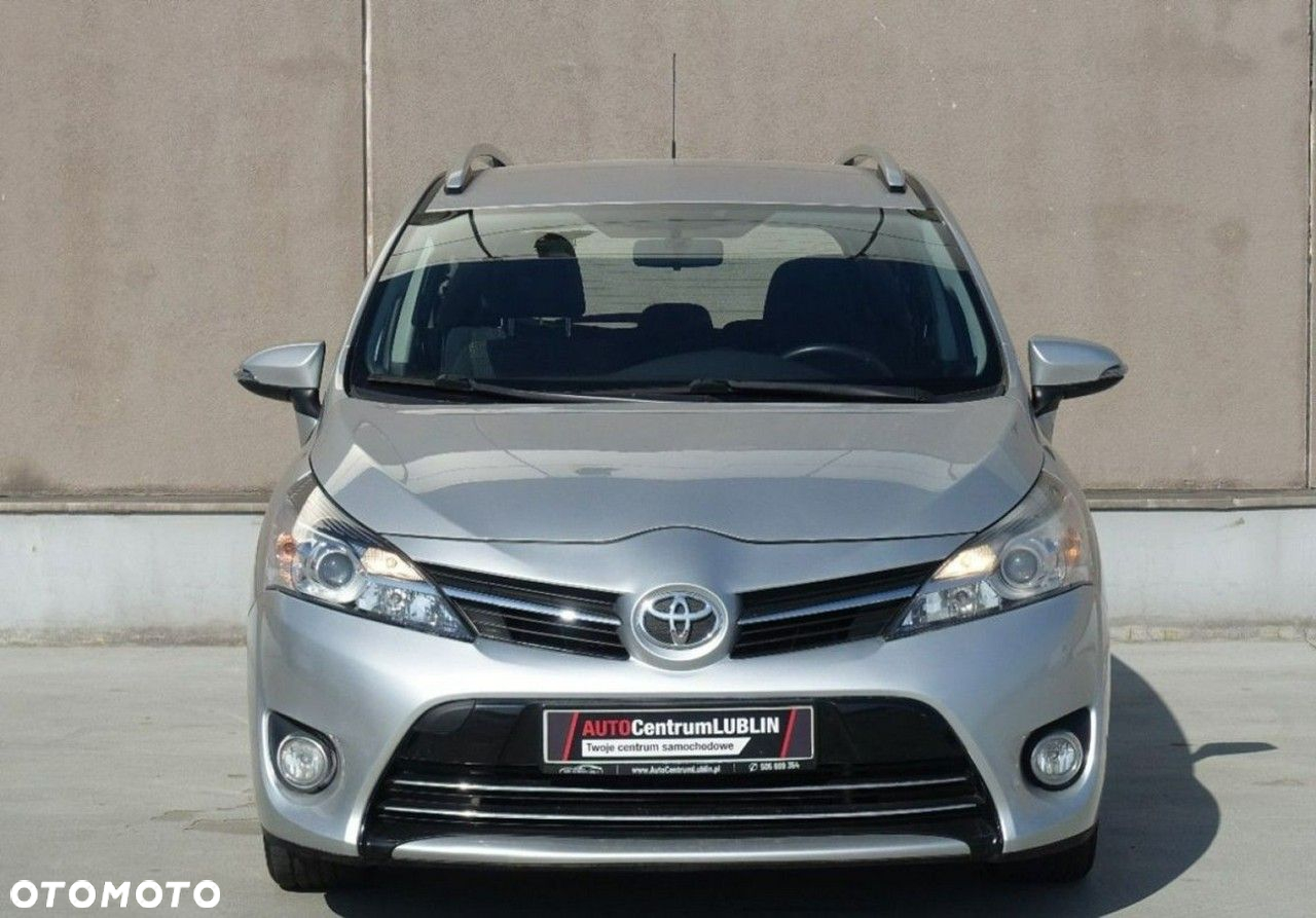 Toyota Verso - 5