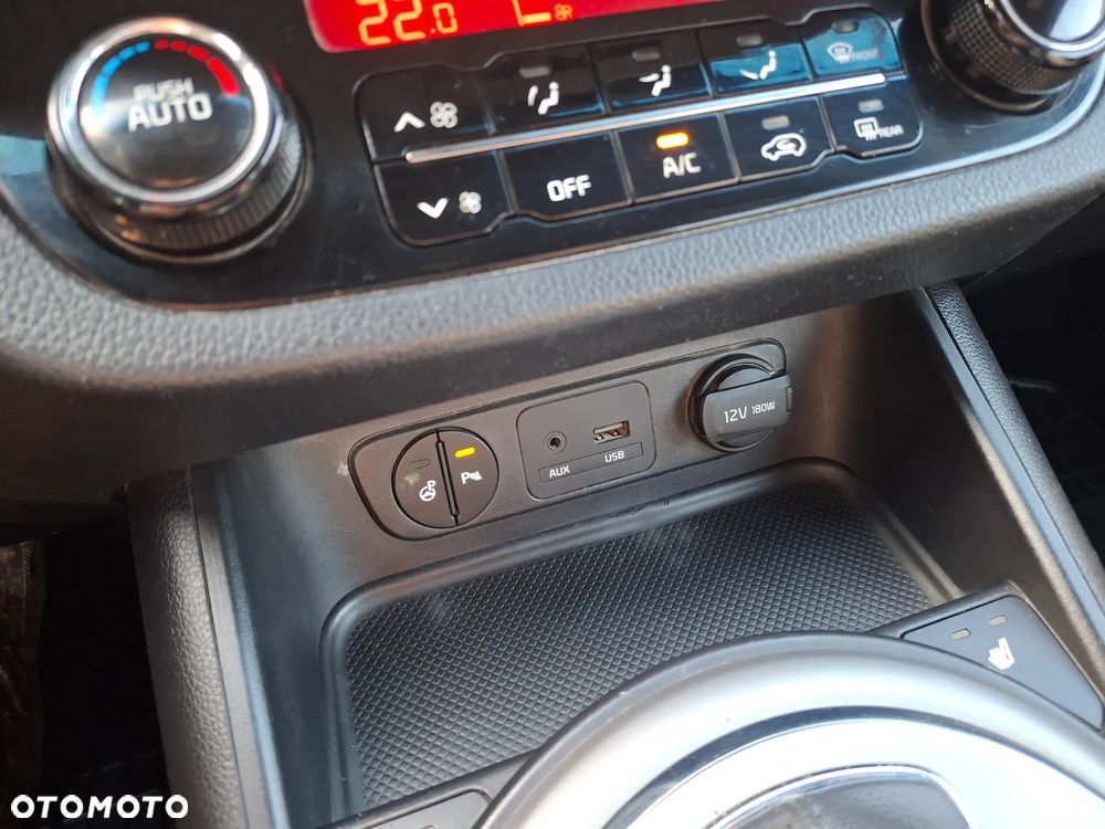Kia Sportage 2.0 CRDI XL AWD - 10