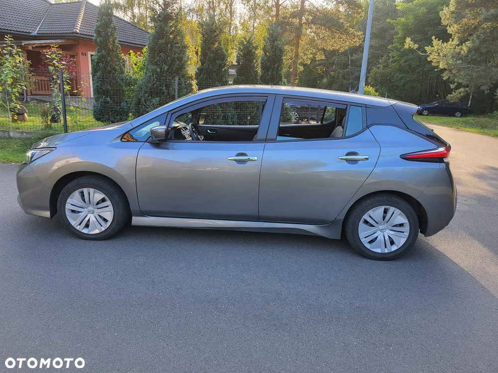 Nissan Leaf 40kWh Visia - 24