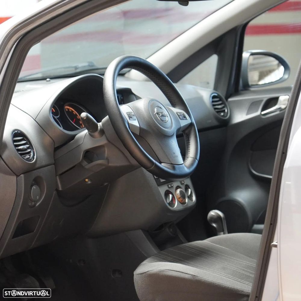 Opel Corsa 1.2 Enjoy Easytronic - 21