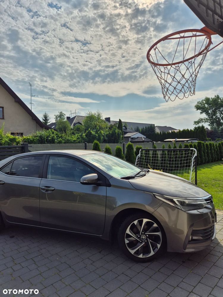 Toyota Corolla 1.6 Executive - 4