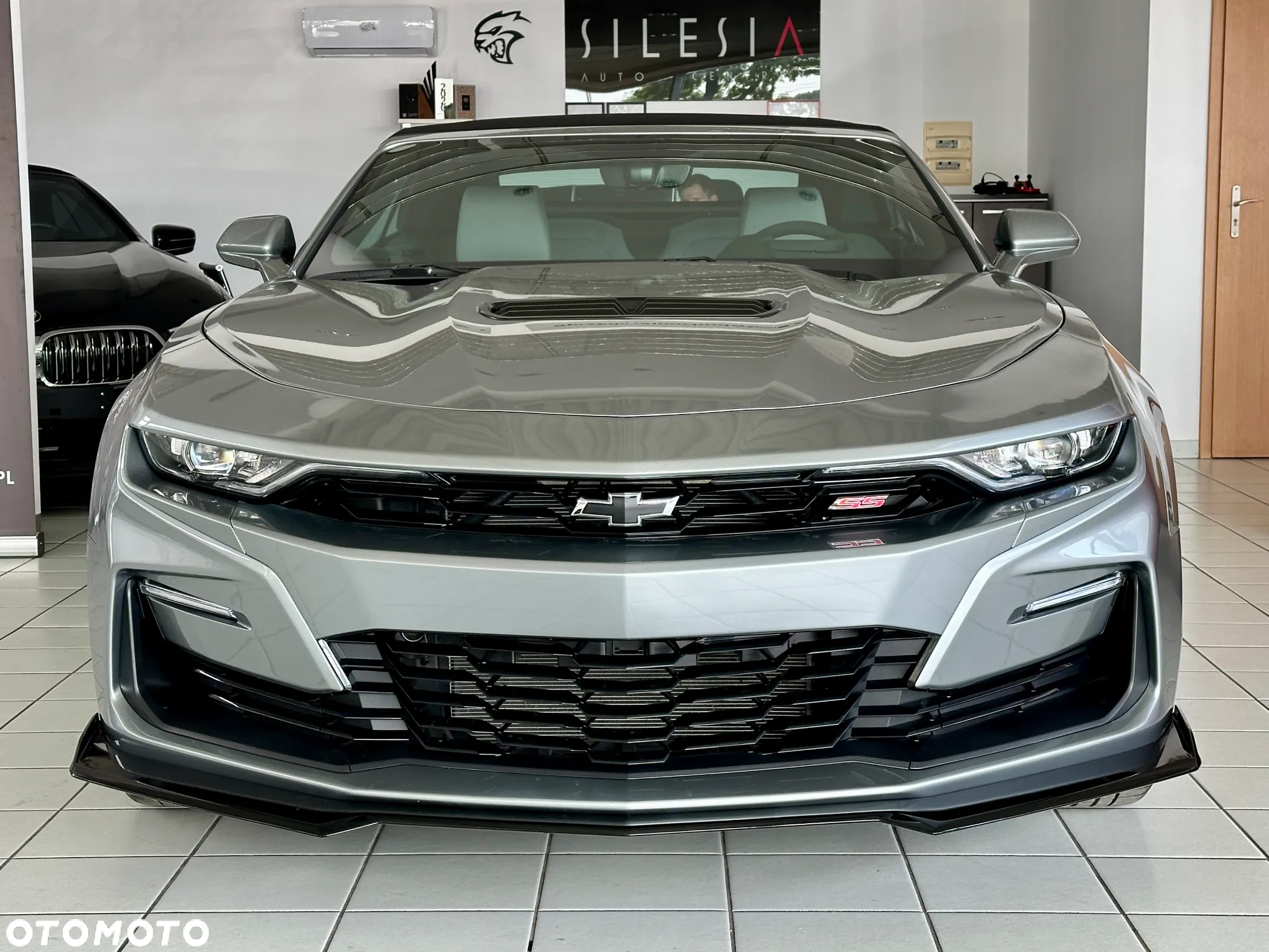 Chevrolet Camaro - 3