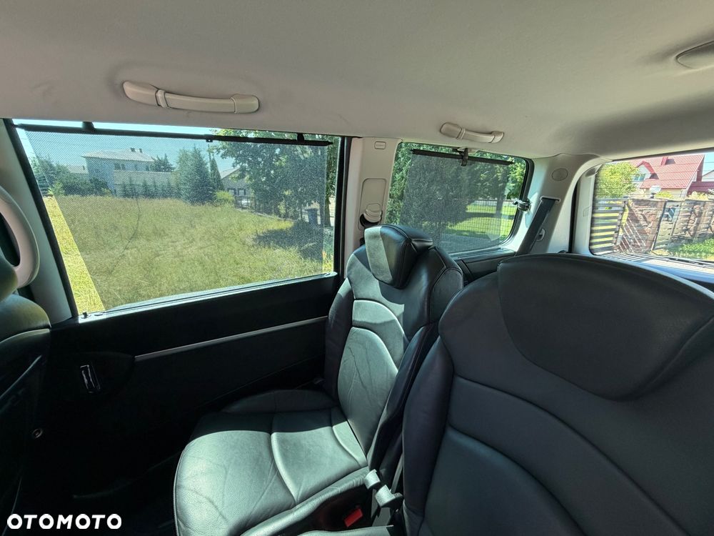 Peugeot 807 2.0 HDi Premium Grand Prix - 12