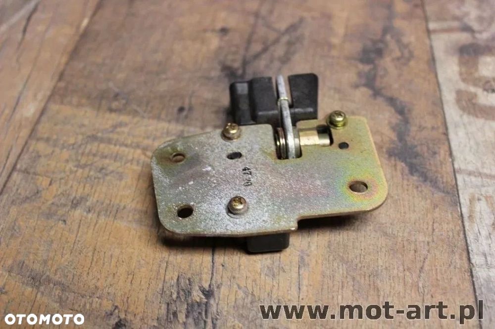 ZAMEK KUFRA YAMAHA XVZ1300 VENTURE - 3