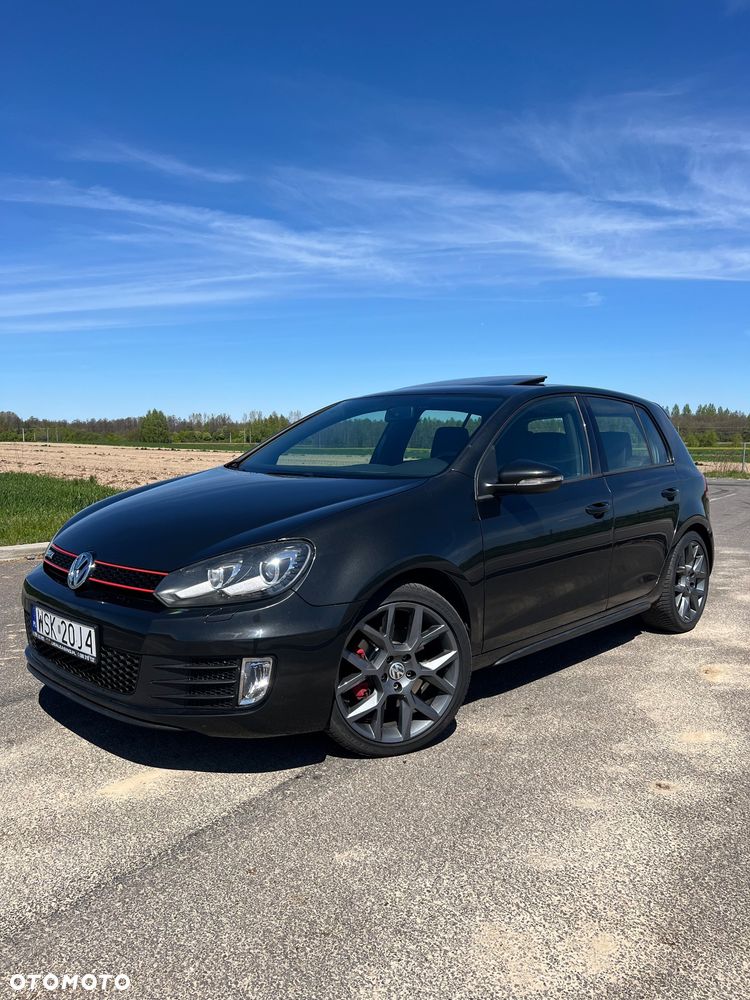 Volkswagen Golf 2.0 TSI GTI DSG - 2