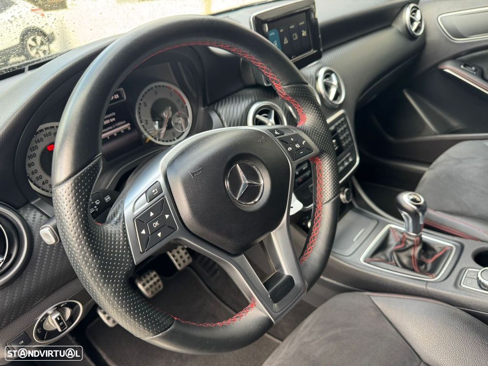 Mercedes-Benz A 180 d AMG Line - 5