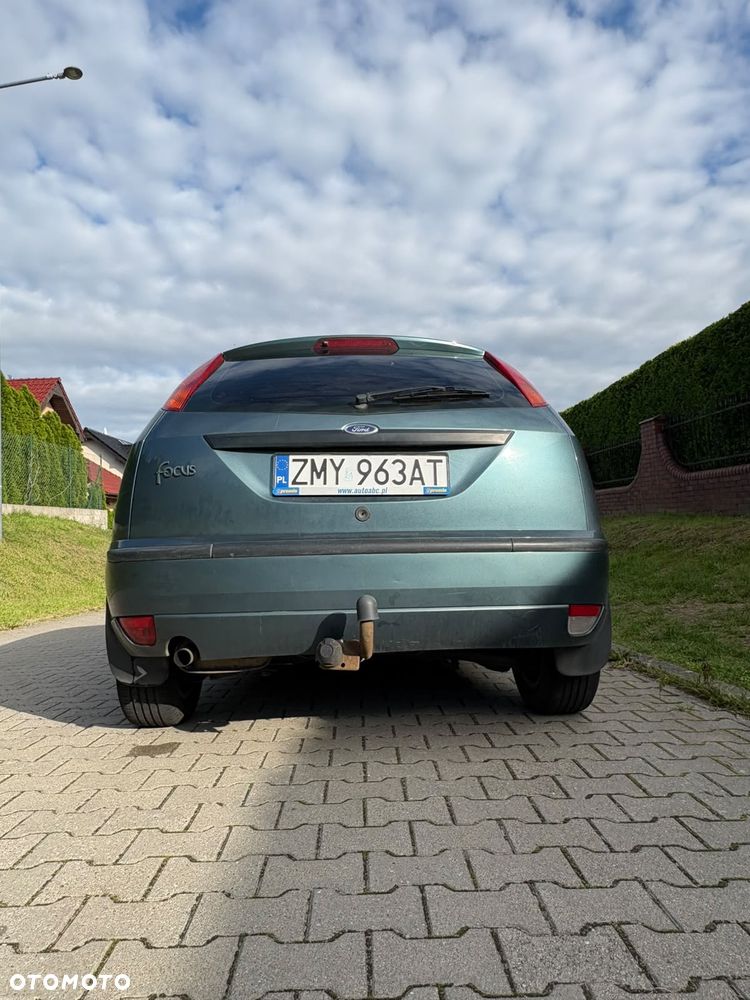 Ford Focus 1.6 Comfort - 9