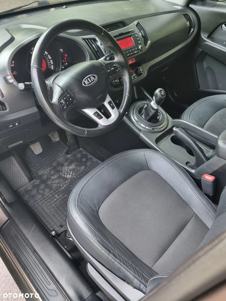 Kia Sportage 1.7 CRDI L 2WD - 12