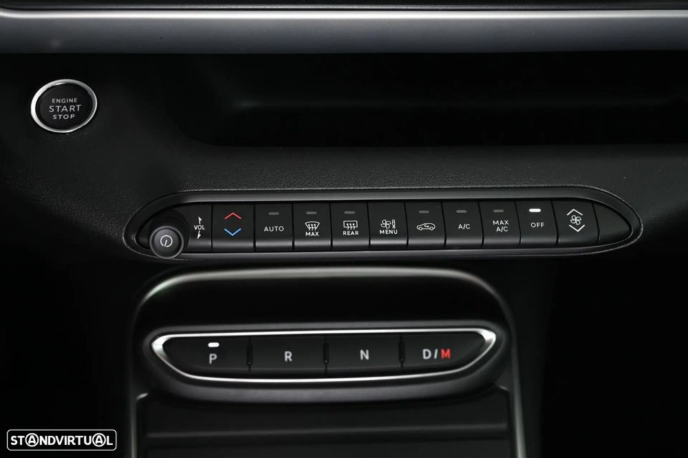 Jeep Avenger 1.2 e-Hybrid Summit DCT - 30