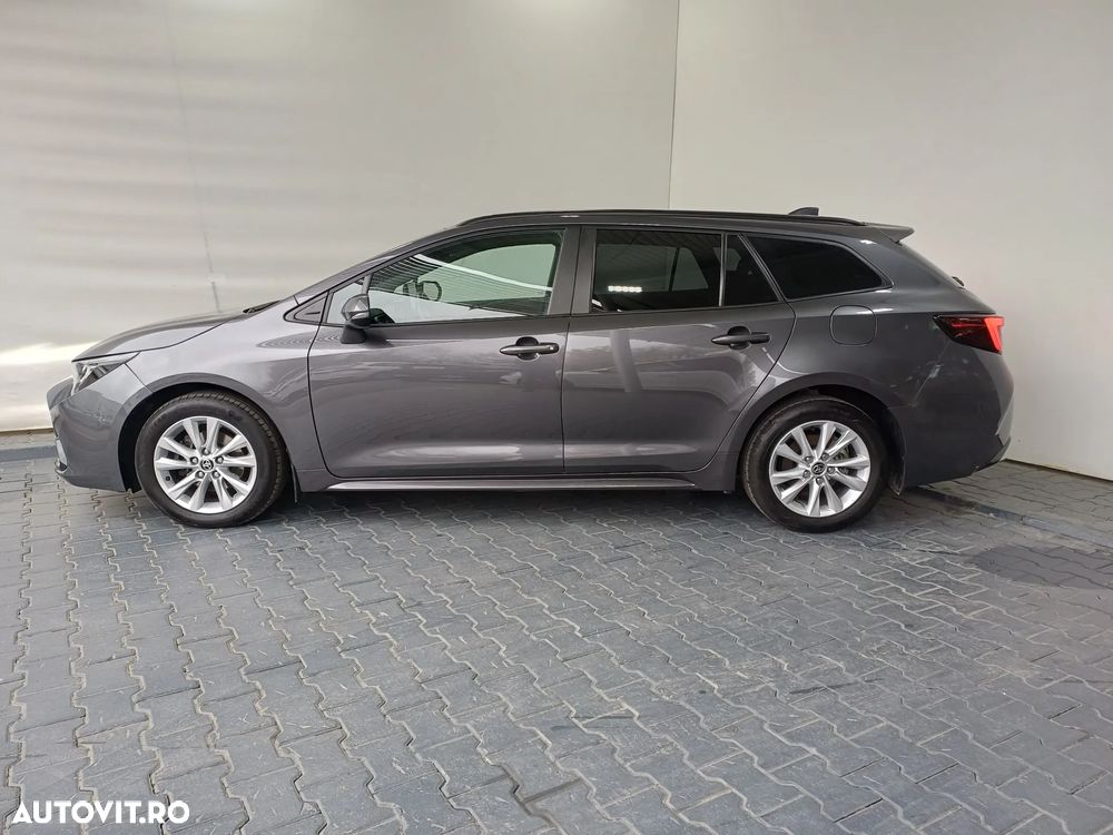 Toyota Corolla 1.8 Hybrid Touring Sports - 2