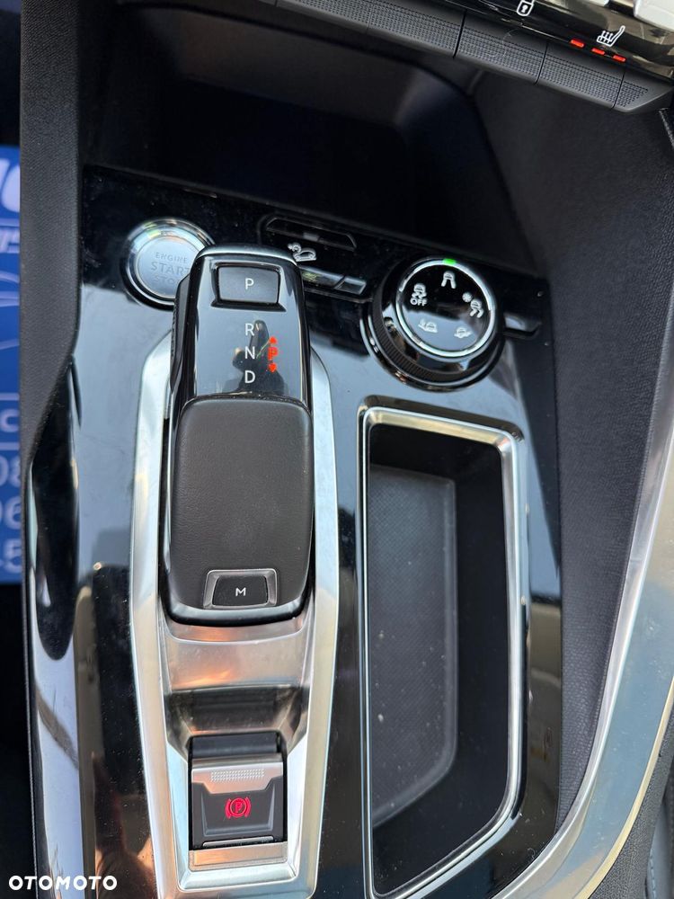 Peugeot 3008 1.5 BlueHDi Crossway S&S EAT8 - 28