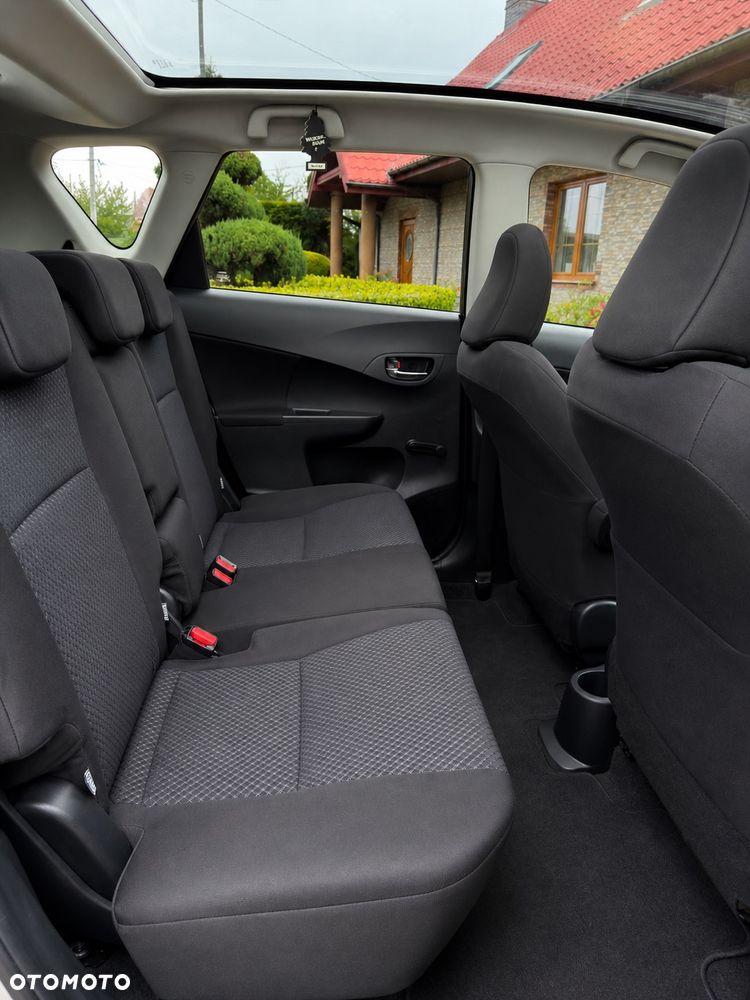 Toyota Verso S 1.33 Premium MS - 22