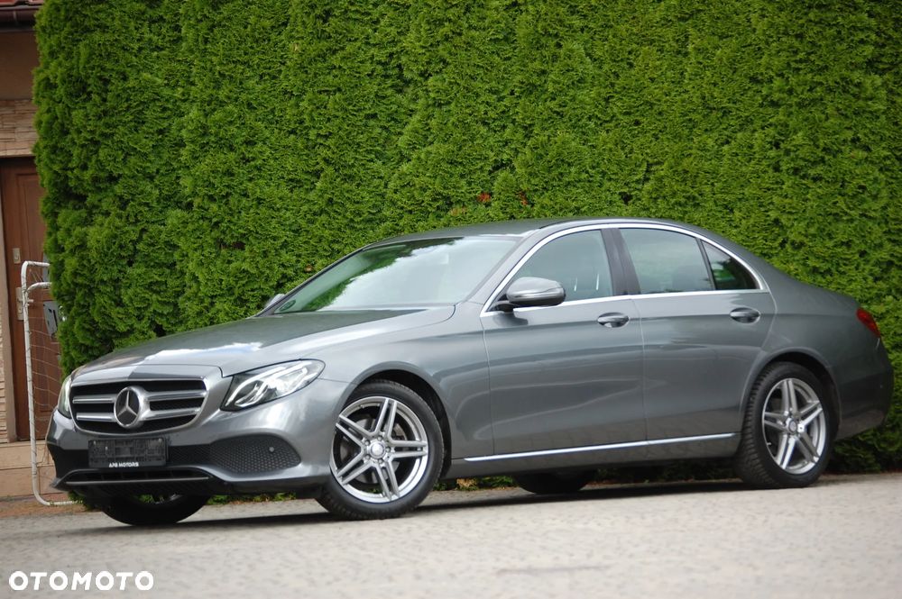 Mercedes-Benz Klasa E 220 d 9G-TRONIC Avantgarde - 3