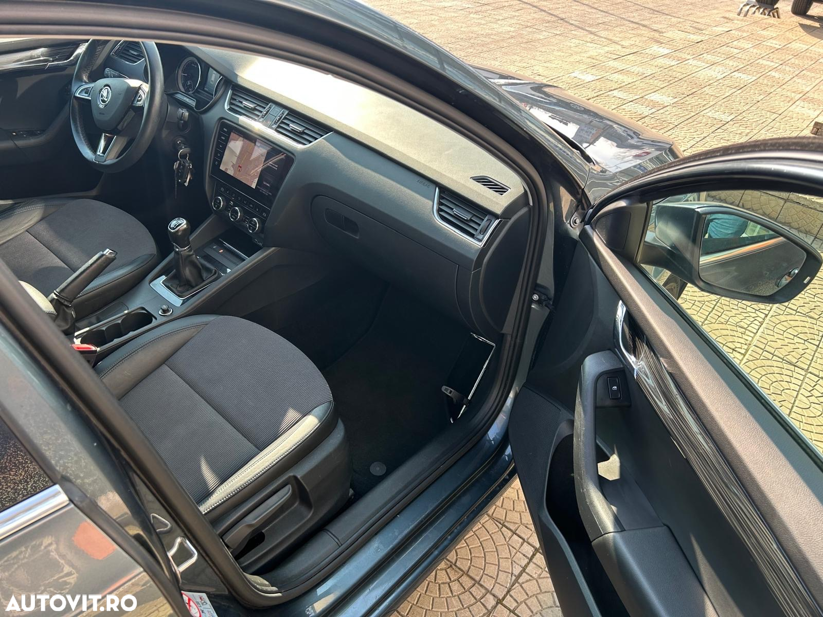 Skoda Octavia Combi 1.0 TSI Style - 9