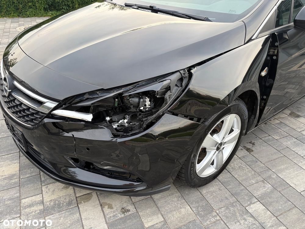 Opel Astra 1.4 Turbo Innovation - 19