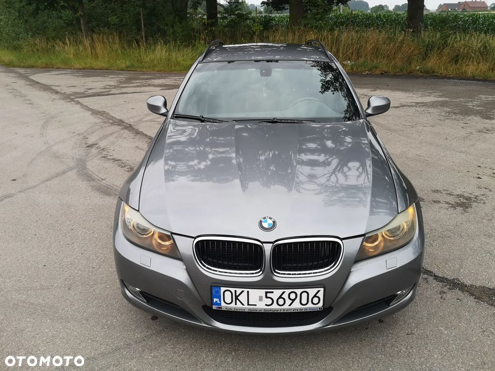 BMW Seria 3 320d xDrive - 11