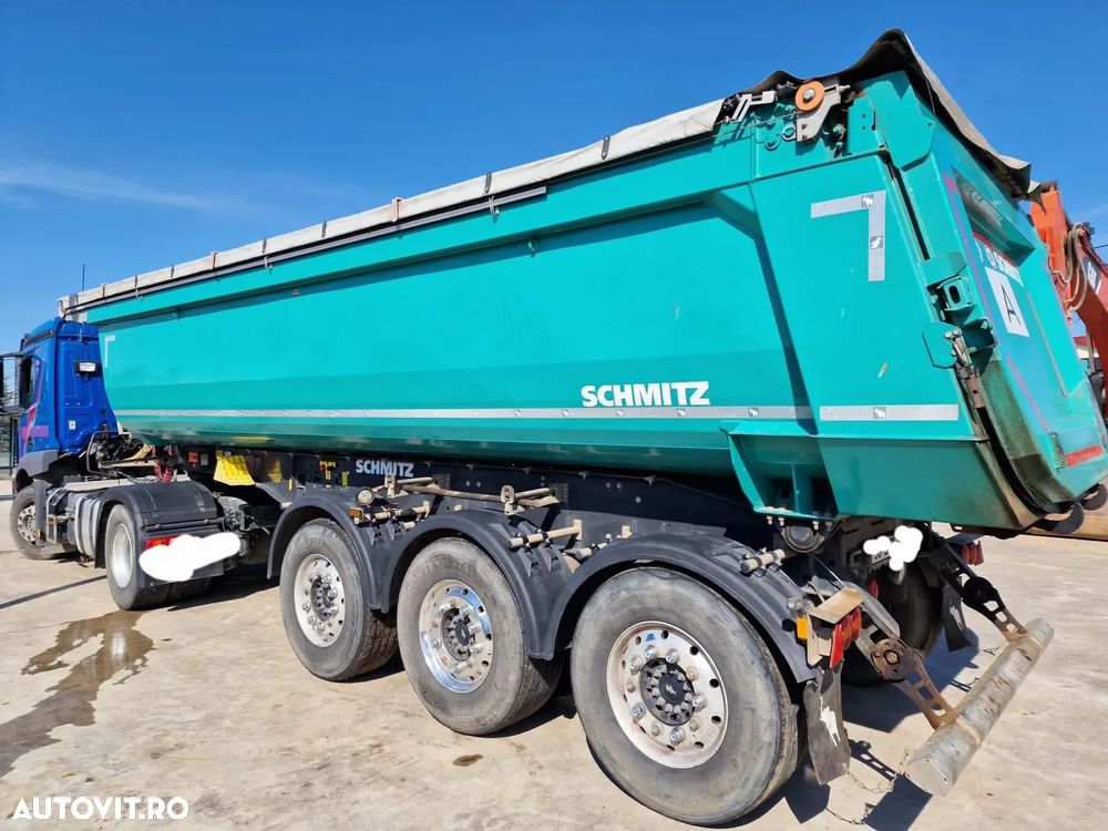 Mercedes-Benz Actros - 5