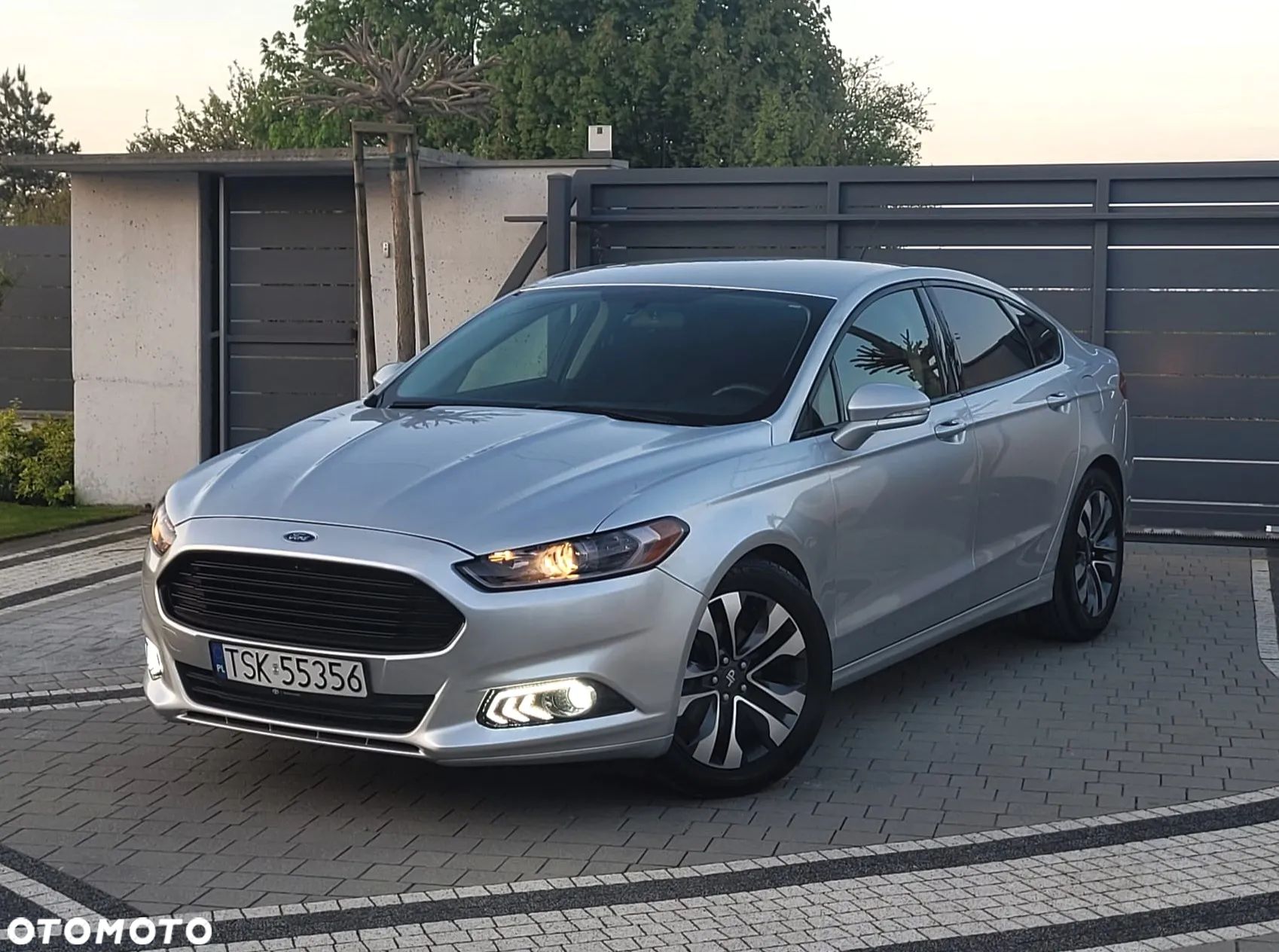 Ford Fusion - 1
