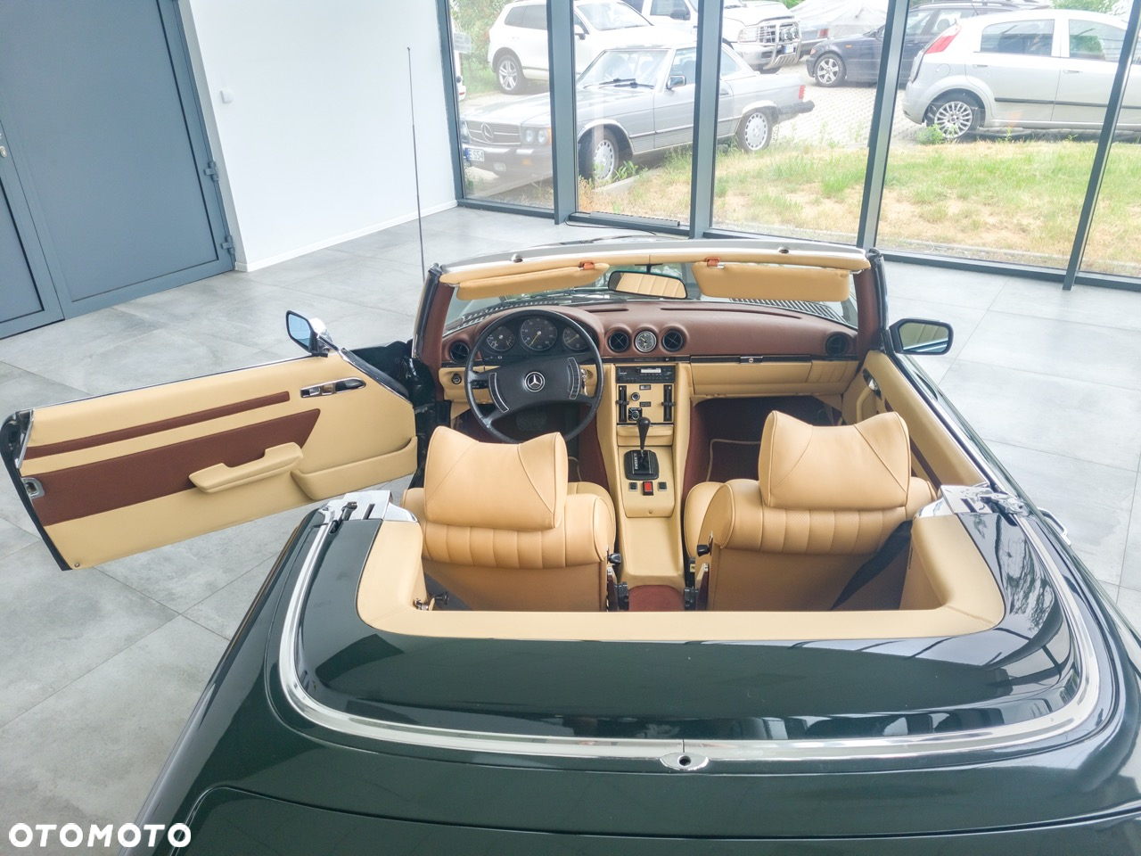 Mercedes-Benz SL - 16