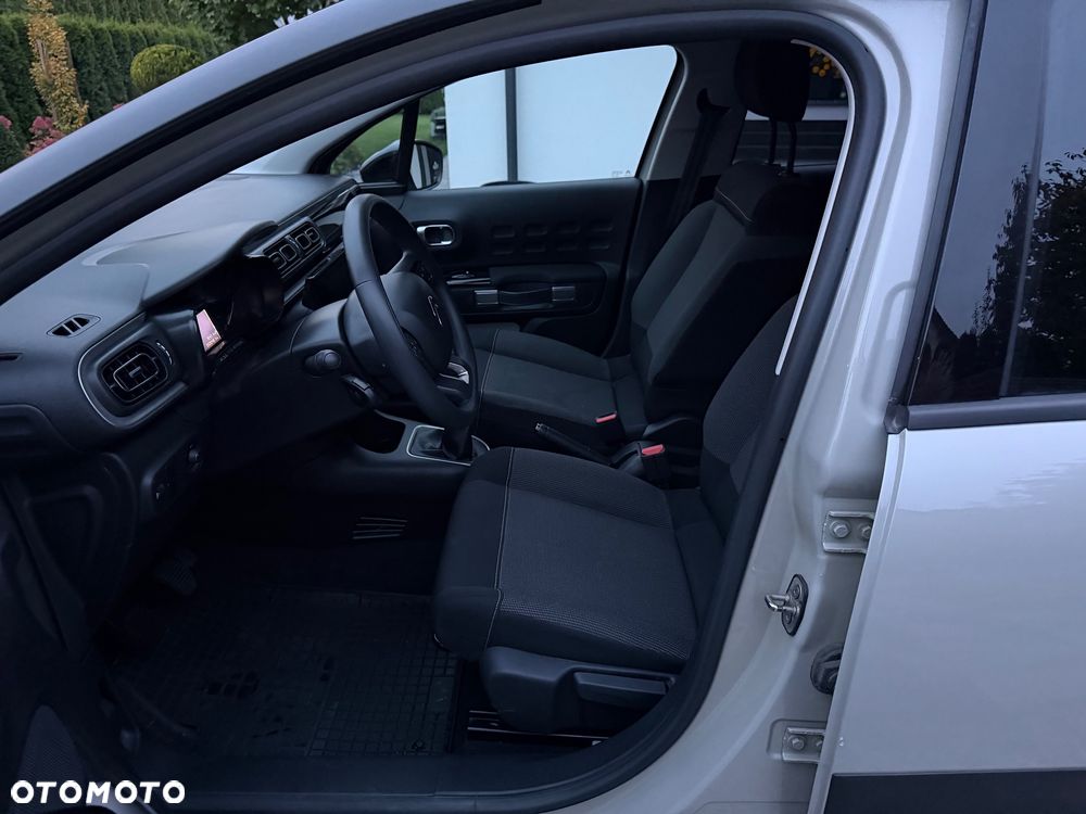 Citroën C3 1.2 PureTech Shine - 21